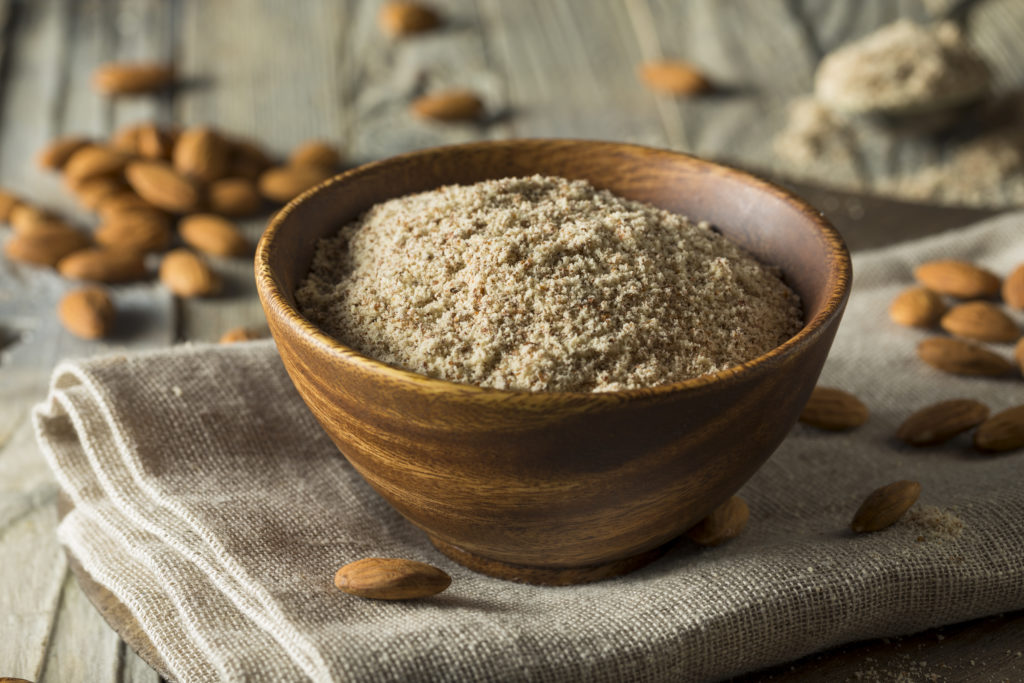 scrub farina di mandorle fatto in casa